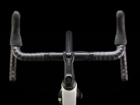 Trek Domane AL 4 Generacja 4 Era White 2026 (58)