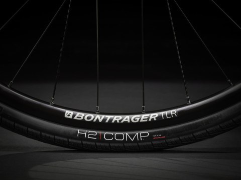 Trek FX 3 Disc Viper Red to Cobra Blood Fade 2023 (S)