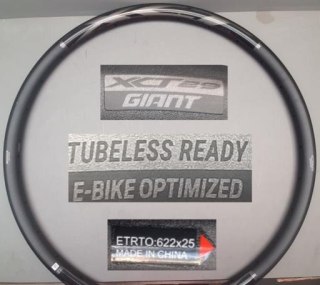 Obręcz aluminiowa GE25 (XCT) 29x28H F/V B.BLK SLEEVE AL6061 w/M19 Neutral Dark Grey decal for Tubeless