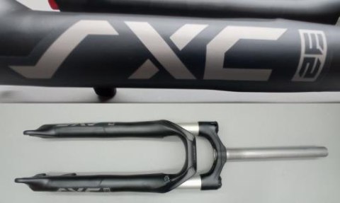 Widelec serw. Aluminiowy Crest SXC 32 AIR RL 27.5" 1-1/8"X269 ST T100MM 00D, Blk/M,w/o Remote