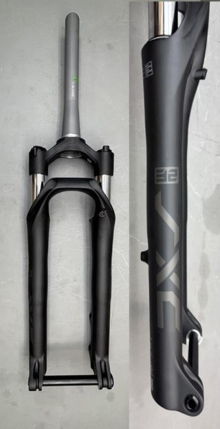 Widelec serw. Aluminiowy SXC3 32 MEDIUM SPRING W/LOCKOUT 27.5"28.6X40X245MM T80 MM PM180 00D BLK(M)