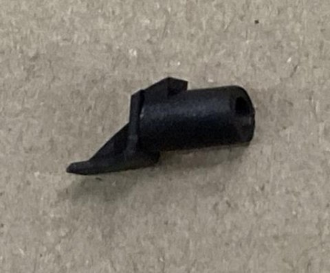 Części drobne hamulca CABLE CAP LOWER RIGHT Plastic BLK