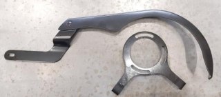 Osłona łańcucha CHAIN COVER SHORT VERSIONBLK W/PRO & SPORT MOTOR BRACKET MY24 ANYTOUR X E1/3